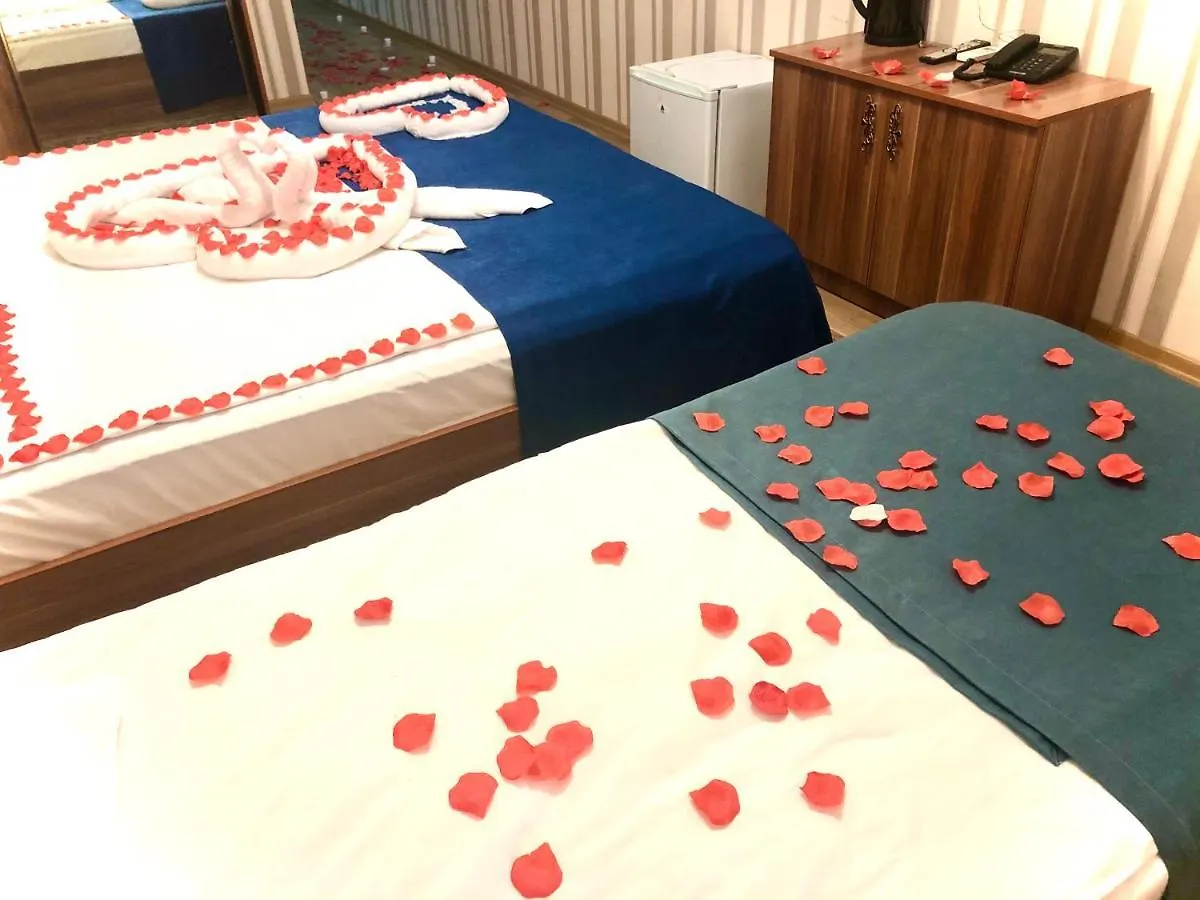 Happy Inn Baku